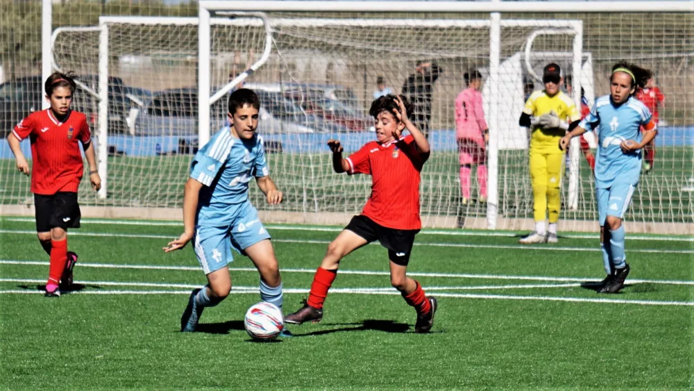 How to get Better at Soccer as a Teen, top 50 ways/drills